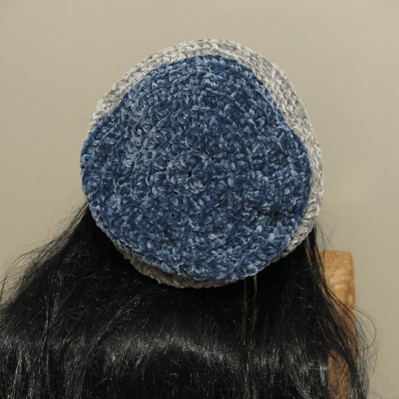 HANDMADE Soft Blue Gray Teal Slouchy Crocheted Hat - Picture 3 of 8
